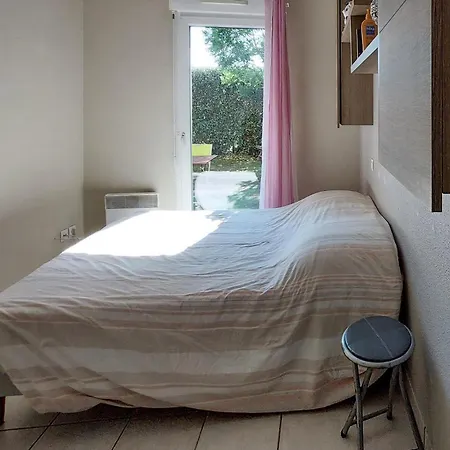 Апартаменты 1 Bedroom Cozy Apartment In Audenge